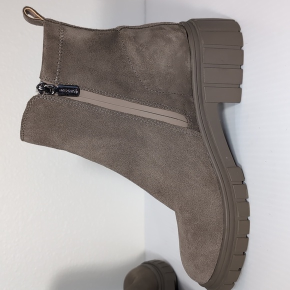 Blondo Prestly Waterproof Bootie Taupe Size 8.5 Side Zip Grey Tan - Picture 7 of 13